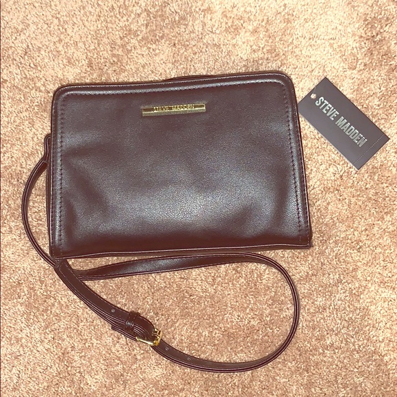 Steve Madden Crossbody Putse - Picture 1 of 1